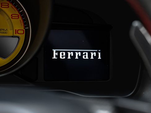 Used 2022 Ferrari F8 Tributo RWD image 64