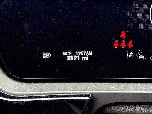 Used 2025 Porsche Cayenne S image 28