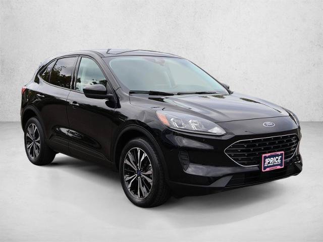 Certified 2022 Ford Escape SE w/ SE Sport Appearance Package AWD/4WD image 3