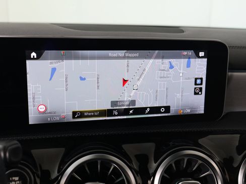 Used 2019 Mercedes-Benz A 220 4MATIC image 7