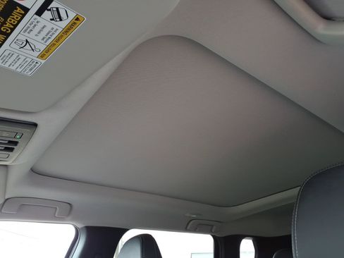 Used 2024 Mitsubishi Outlander SE AWD/4WD image 31