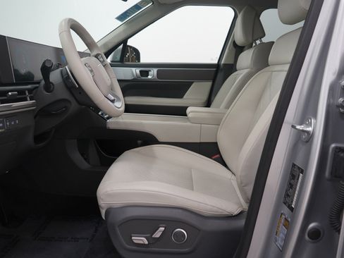 Used 2025 Hyundai Santa Fe SEL AWD/4WD image 25
