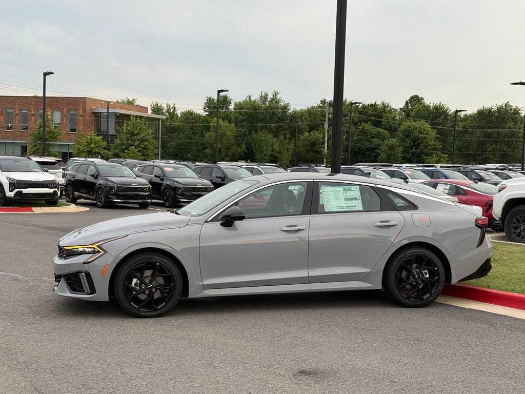 New 2026 Kia K5 GT-Line w/ GT-Line Premium Package FWD image 4