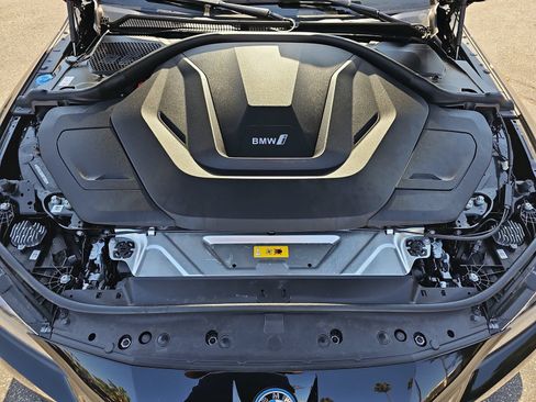 Used 2024 BMW i4 eDrive35 w/ Premium Package RWD image 30