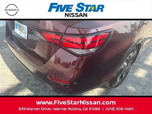 Used 2025 Nissan Sentra SV FWD image 8