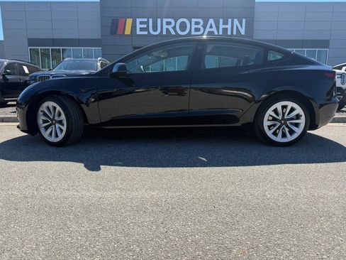 Used 2023 Tesla Model 3 Standard Range RWD image 2