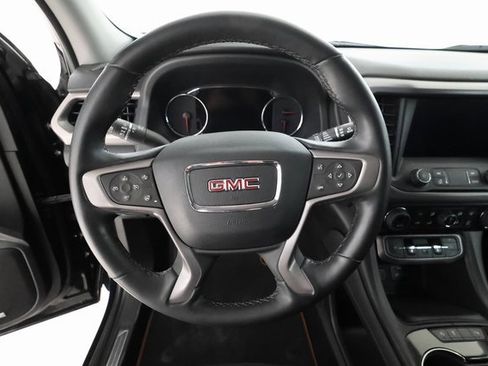 Used 2023 GMC Acadia AT4 w/ Technology Package image 12