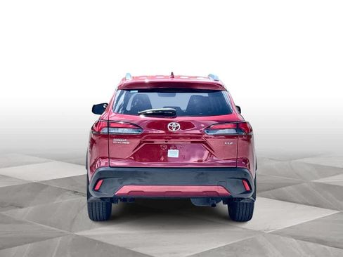 Used 2023 Toyota Corolla Cross XLE w/ Convenience Package FWD image 7