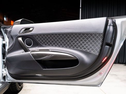 Used 2014 Audi R8 V10 image 5