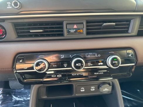 New 2026 Honda Pilot Touring image 15