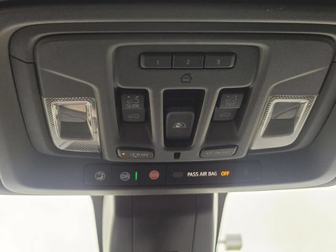 Used 2022 Chevrolet Silverado 3500 High Country w/ Technology Package AWD/4WD image 31