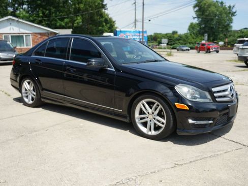 Used 2012 Mercedes-Benz C 300 4MATIC Sedan image 1