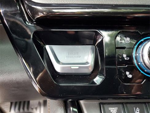 Used 2024 GMC Sierra 2500 AT4 w/ AT4 Premium Plus Package image 25