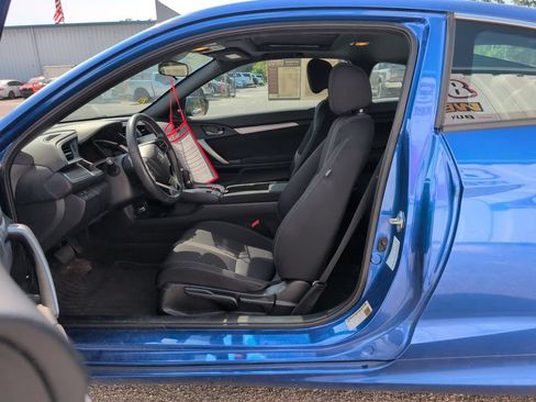 Used 2020 Honda Civic EX image 11