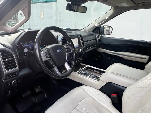 Used 2020 Ford Expedition Platinum AWD/4WD image 34