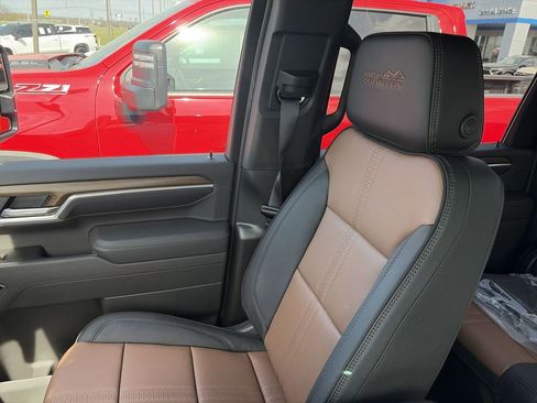 New 2026 Chevrolet Silverado 3500 High Country w/ High Country Premium Package AWD/4WD image 24