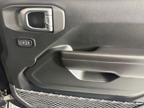 Used 2020 Jeep Gladiator Rubicon image 19