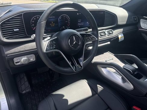 Used 2025 Mercedes-Benz GLE 450e 4MATIC image 19