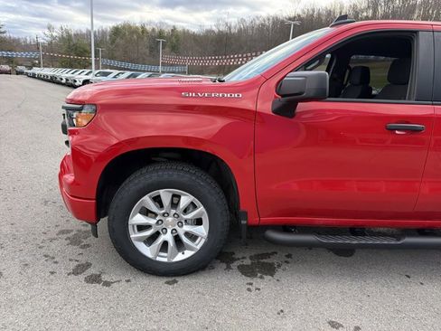 Used 2024 Chevrolet Silverado 1500 Custom image 9