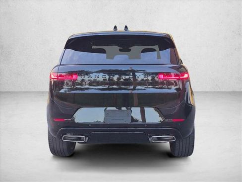 New 2027 Land Rover Range Rover Sport Dynamic SE AWD/4WD image 7
