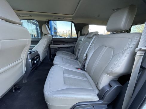 Used 2021 Ford Expedition Max Limited image 27