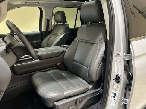Certified 2025 Ford Expedition Max Active AWD/4WD image 19