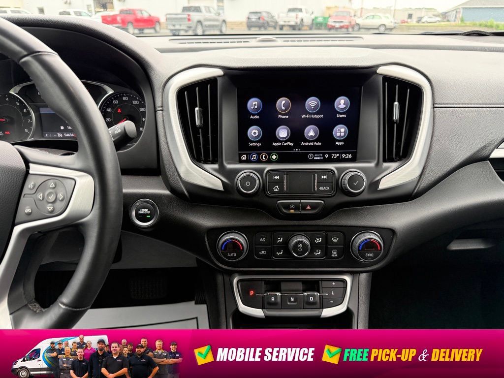 Used 2024 GMC Terrain SLT AWD/4WD image 15