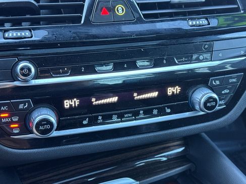 Used 2023 BMW 530i w/ Premium Package image 20