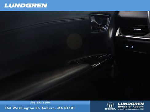 Used 2015 Toyota Avalon XLE FWD image 26