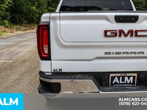 Used 2025 GMC Sierra 1500 SLT RWD image 12
