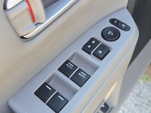 Used 2012 Honda Pilot EX-L image 25