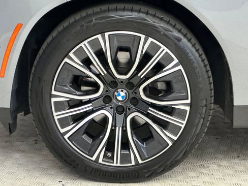 Used 2025 BMW X3 xDrive30i w/ Premium Package AWD/4WD image 10