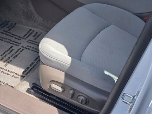 Certified 2025 Chevrolet Malibu LT FWD image 23