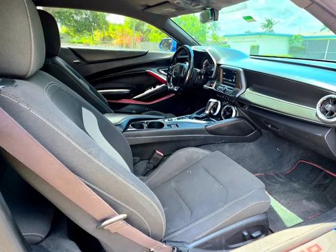 Used 2016 Chevrolet Camaro LT w/ RS Package RWD image 4