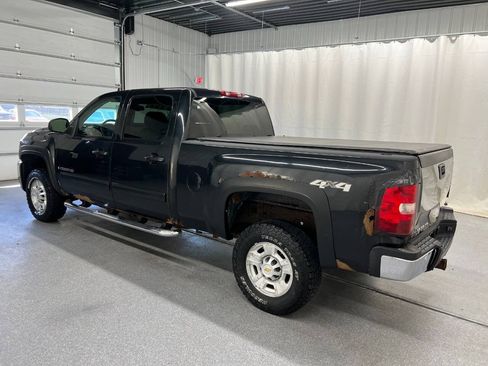 Used 2009 Chevrolet Silverado 2500 LTZ w/ Safety Package AWD/4WD image 6