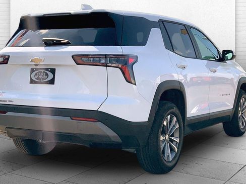 Used 2025 Chevrolet Equinox LT image 12