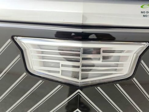 Used 2024 Cadillac Lyriq Tech RWD image 32
