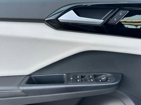 New 2026 Volkswagen Taos S AWD/4WD image 10