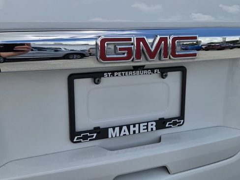 Used 2018 GMC Yukon XL Denali w/ Open Road Package AWD/4WD image 13