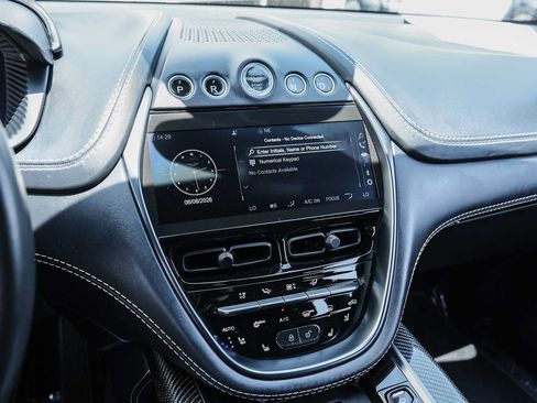 Used 2023 Aston Martin DBX AWD/4WD image 43
