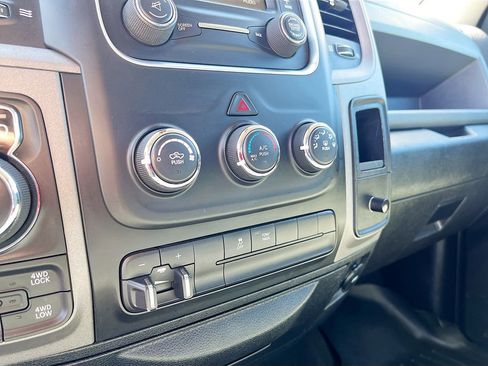 Used 2016 RAM 1500 Express AWD/4WD image 15