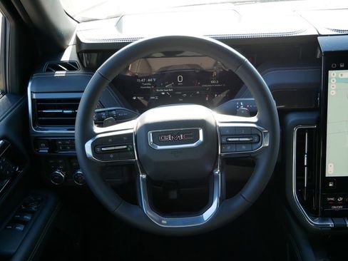 New 2026 GMC Yukon Elevation image 9