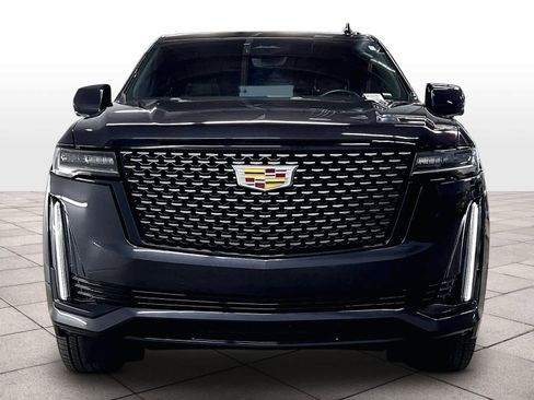 Used 2023 Cadillac Escalade Premium Luxury AWD/4WD image 3