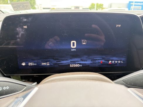 Used 2025 Chevrolet Tahoe LT AWD/4WD image 21