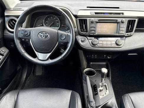 Used 2014 Toyota RAV4 Limited image 16