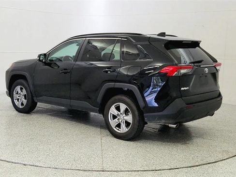 Used 2024 Toyota RAV4 XLE FWD image 5