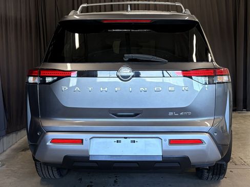 Used 2023 Nissan Pathfinder SL image 30