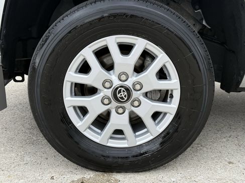Used 2024 Toyota Tacoma SR5 RWD image 13
