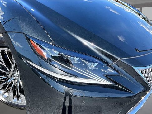 Used 2018 Lexus LS 500 w/ Luxury Package RWD image 29
