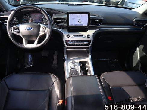 Used 2022 Ford Explorer XLT w/ Equipment Group 202A image 11